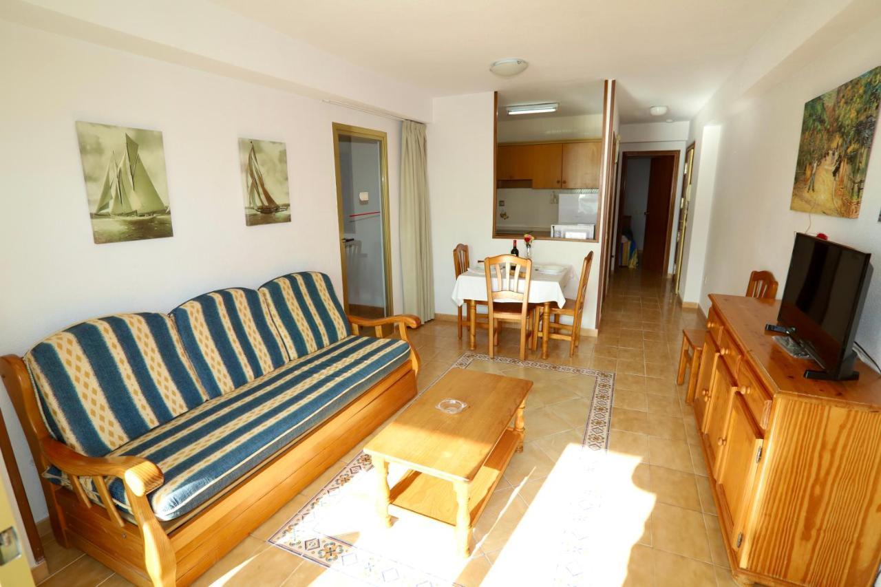 Apartamentos Torre Gerona Benidorm Luaran gambar