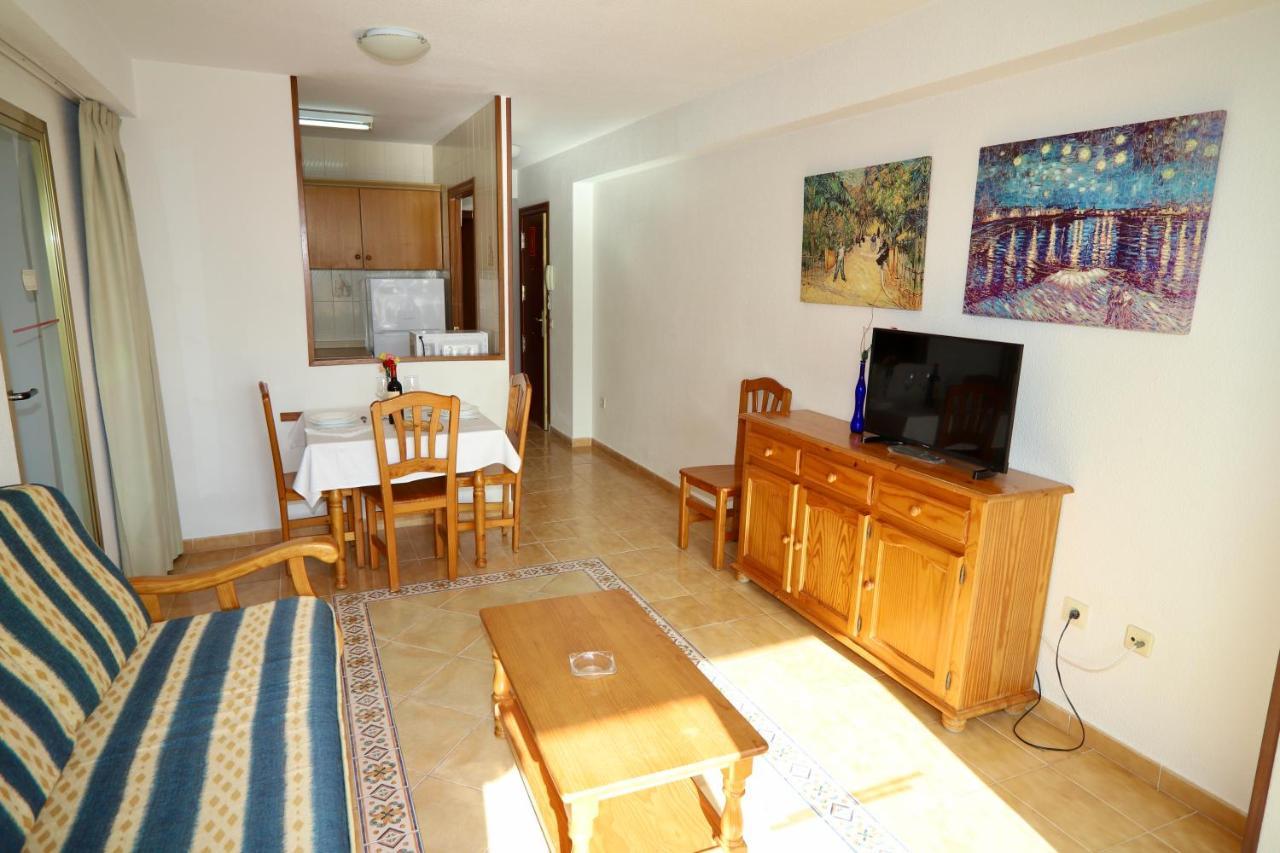 Apartamentos Torre Gerona Benidorm Luaran gambar
