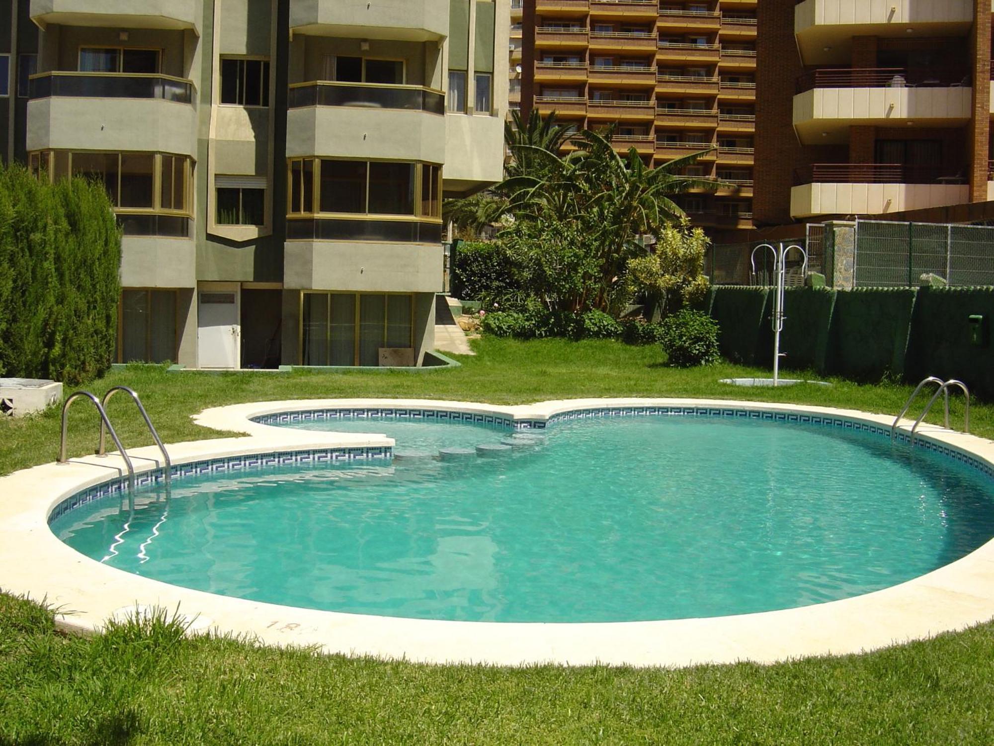 Apartamentos Torre Gerona Benidorm Luaran gambar